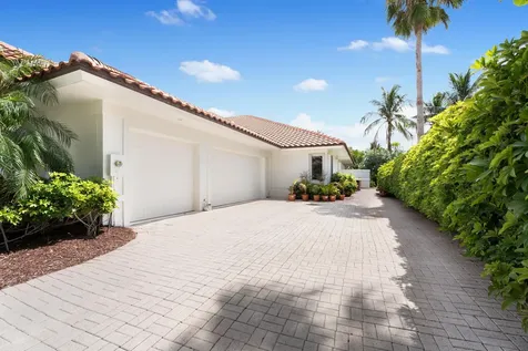6841 SE Harbor Circle Hutchinson Island FL 34996