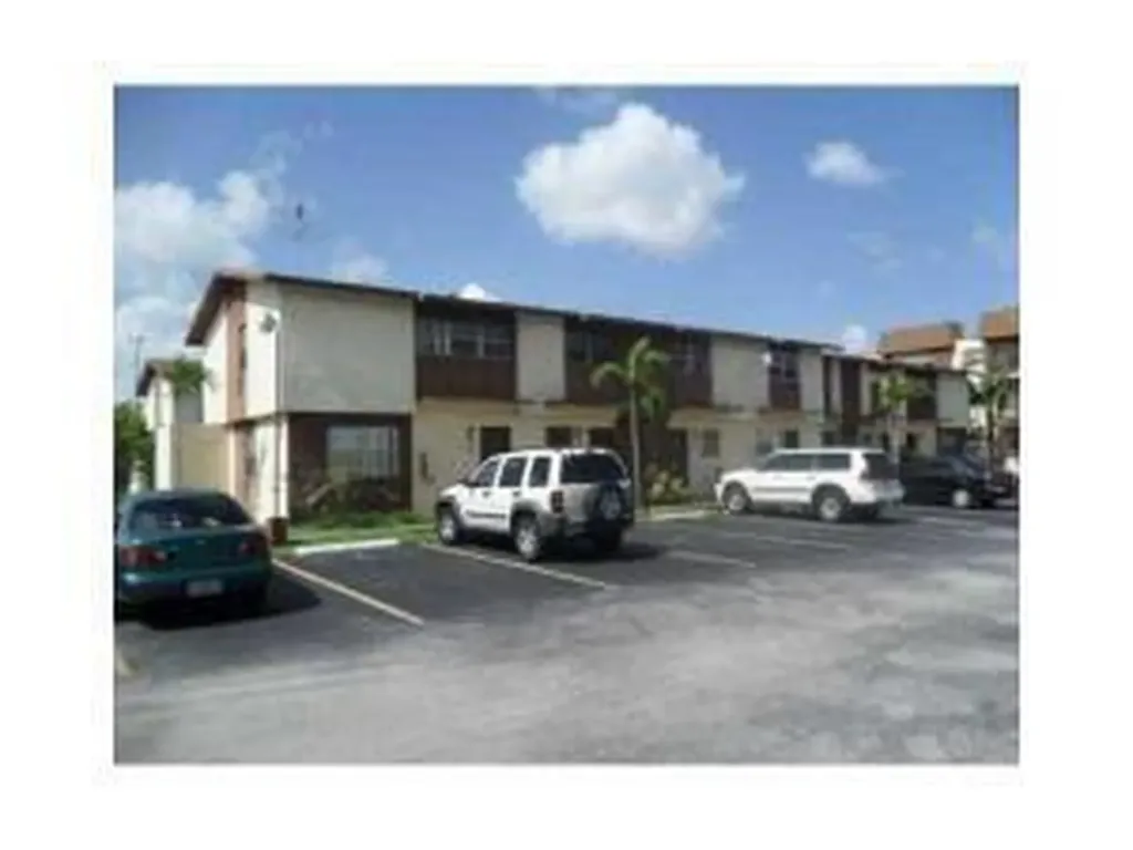 20 SW 108th Avenue Sweetwater FL 33174