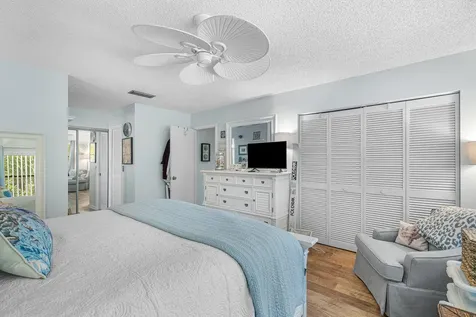 2898 SW 22nd Circle Delray Beach FL 33445
