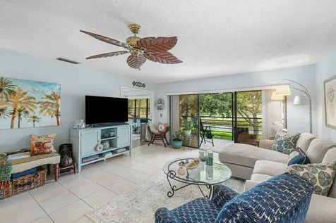 2898 SW 22nd Circle Delray Beach FL 33445