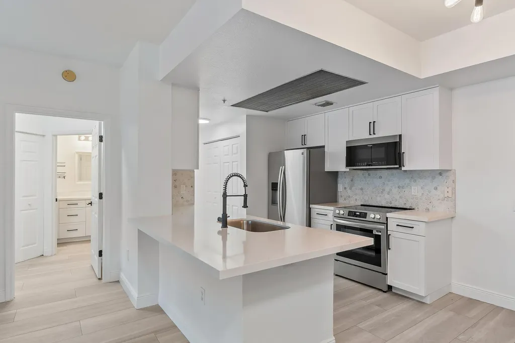 2807 Veronia Drive Palm Beach Gardens FL 33410