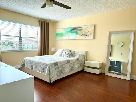 9355 SW 8th Street Boca Raton FL 33428