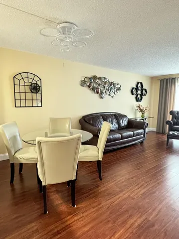 9355 SW 8th Street Boca Raton FL 33428