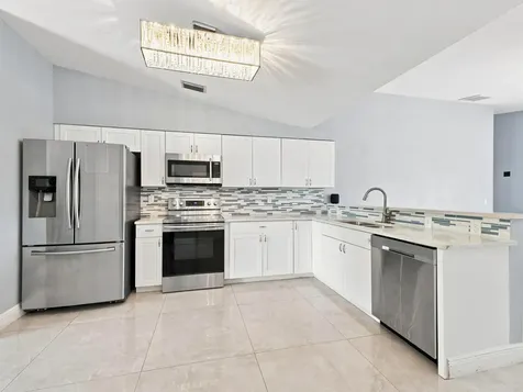 5396 Benjamin Avenue Boynton Beach FL 33472