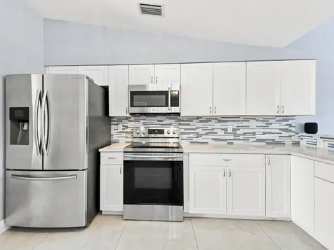 5396 Benjamin Avenue Boynton Beach FL 33472