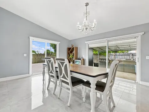 5396 Benjamin Avenue Boynton Beach FL 33472