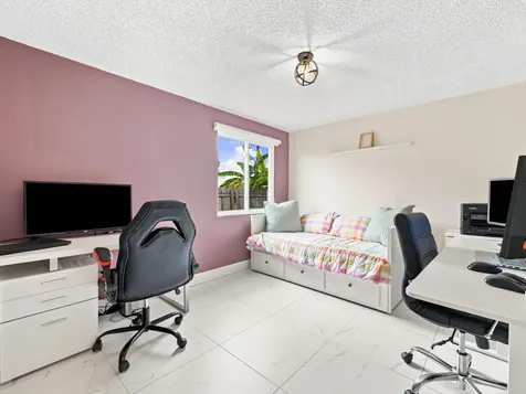5396 Benjamin Avenue Boynton Beach FL 33472