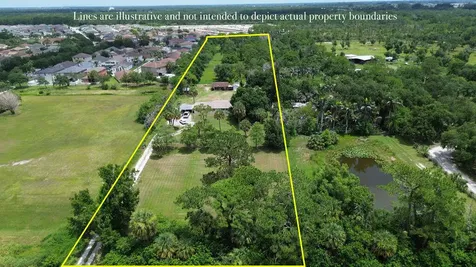 9302 Orange Avenue Fort Pierce FL 34945