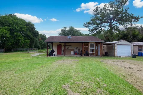 9302 Orange Avenue Fort Pierce FL 34945