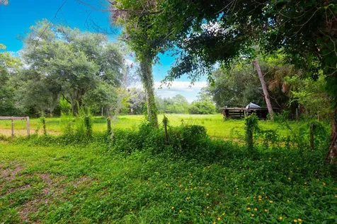 9302 Orange Avenue Fort Pierce FL 34945