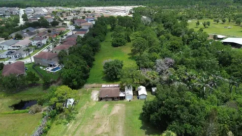 9302 Orange Avenue Fort Pierce FL 34945