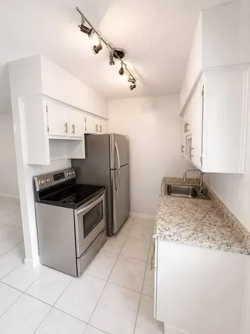 650 SW 15th Avenue Fort Lauderdale FL 33312