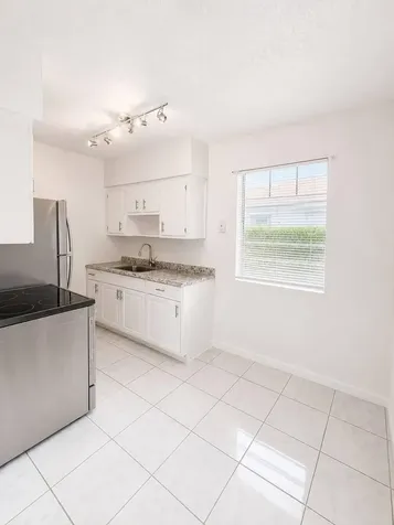 650 SW 15th Avenue Fort Lauderdale FL 33312