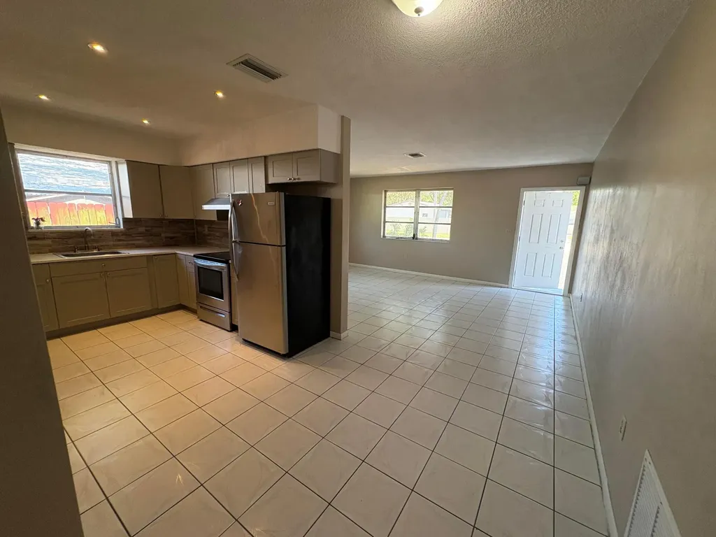 6111 SW 31st Street Miramar FL 33023