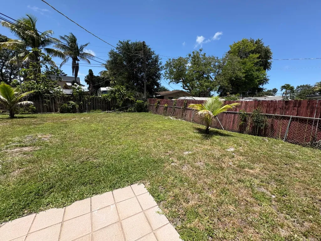 6111 SW 31st Street Miramar FL 33023