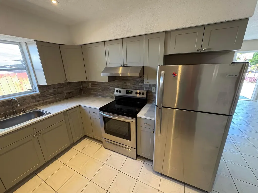 6111 SW 31st Street Miramar FL 33023