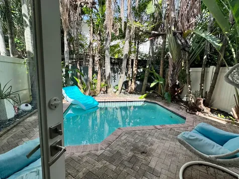 808 N Victoria Park Road Fort Lauderdale FL 33304
