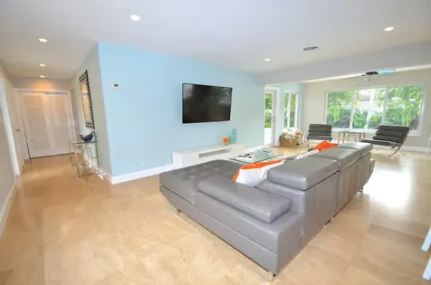 2060 Coco Palm Place Lauderdale By The Sea FL 33062