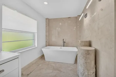 11845 Island Lakes Lane Boca Raton FL 33498