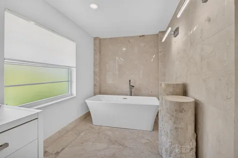 11845 Island Lakes Lane Boca Raton FL 33498