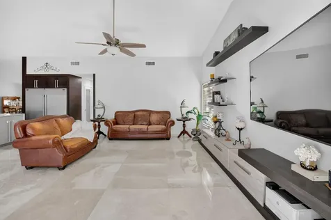 11845 Island Lakes Lane Boca Raton FL 33498