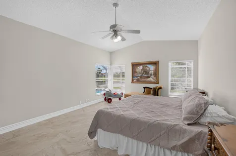 11845 Island Lakes Lane Boca Raton FL 33498