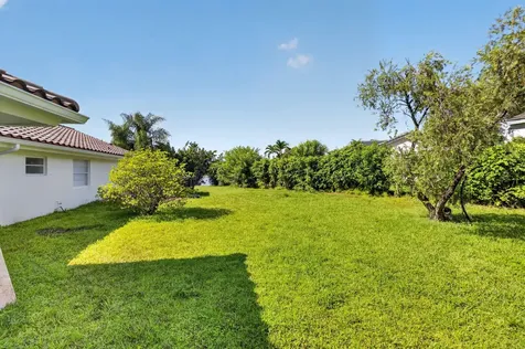 11845 Island Lakes Lane Boca Raton FL 33498