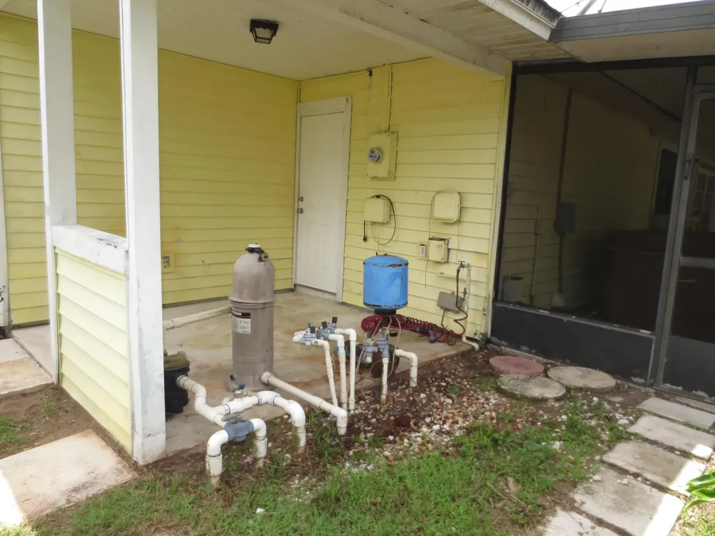 782 NW Selvitz Road Port St Lucie FL 34983