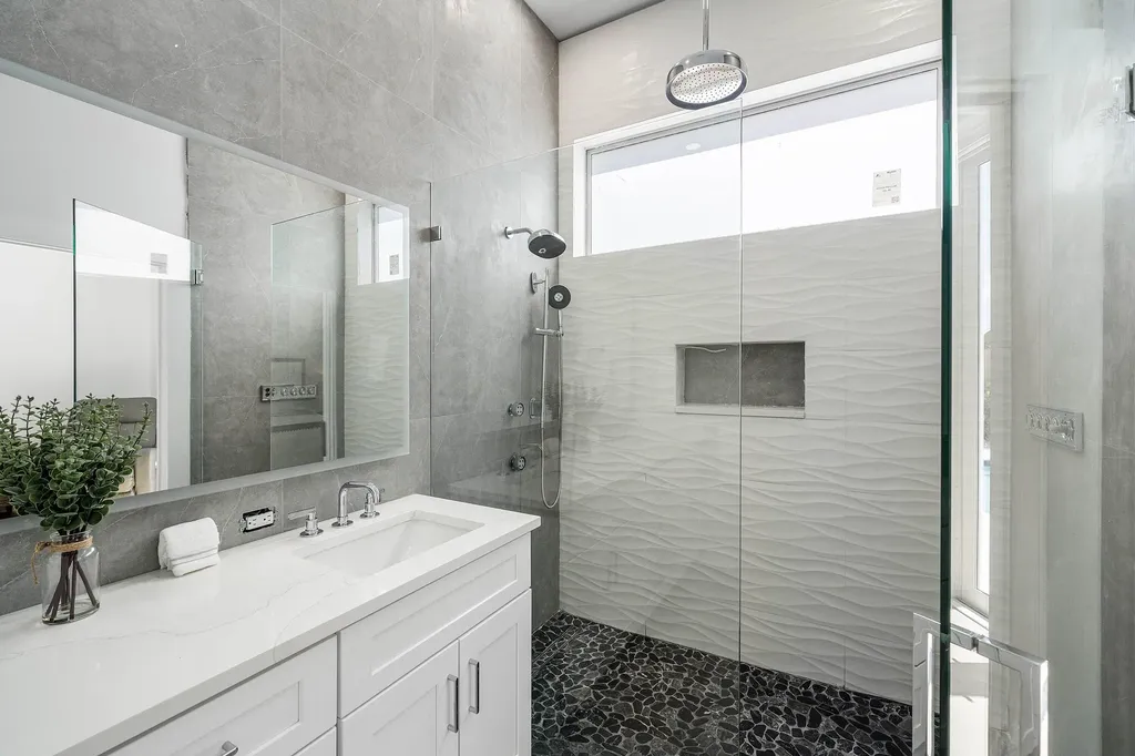 6674 NW 25th Avenue Boca Raton FL 33496