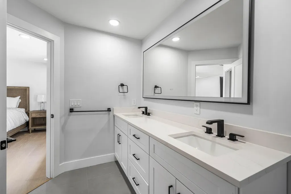 6674 NW 25th Avenue Boca Raton FL 33496