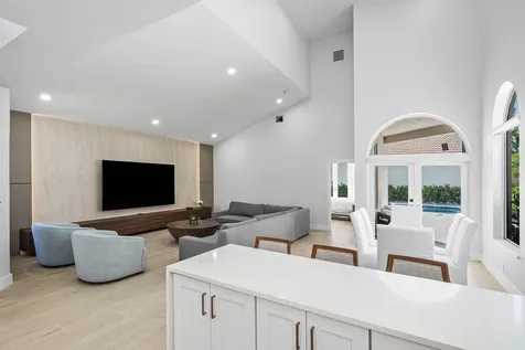 6674 NW 25th Avenue Boca Raton FL 33496