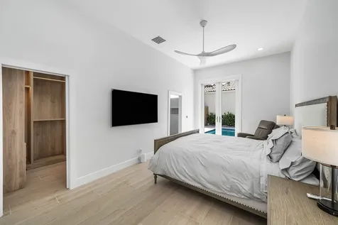 6674 NW 25th Avenue Boca Raton FL 33496