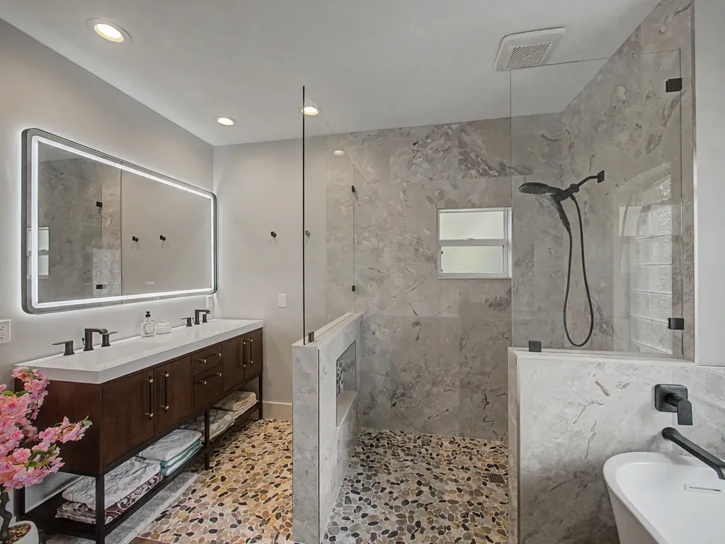 8780 SW Fishermans Wharf Drive Stuart FL 34997