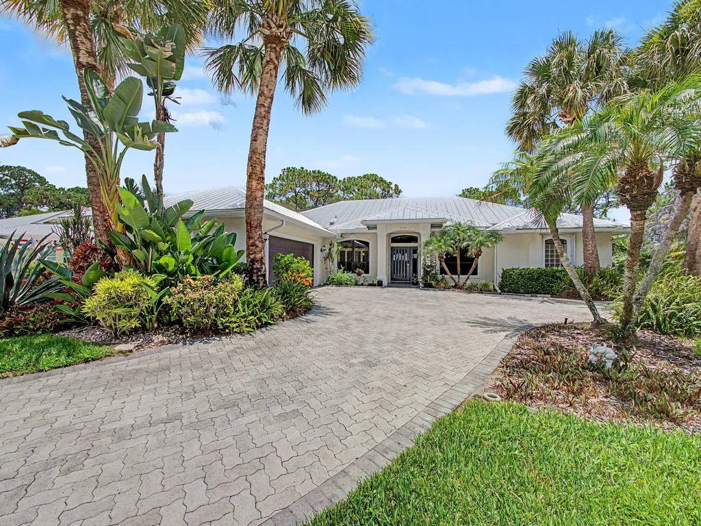 8780 SW Fishermans Wharf Drive Stuart FL 34997