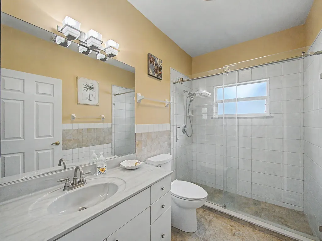 8780 SW Fishermans Wharf Drive Stuart FL 34997