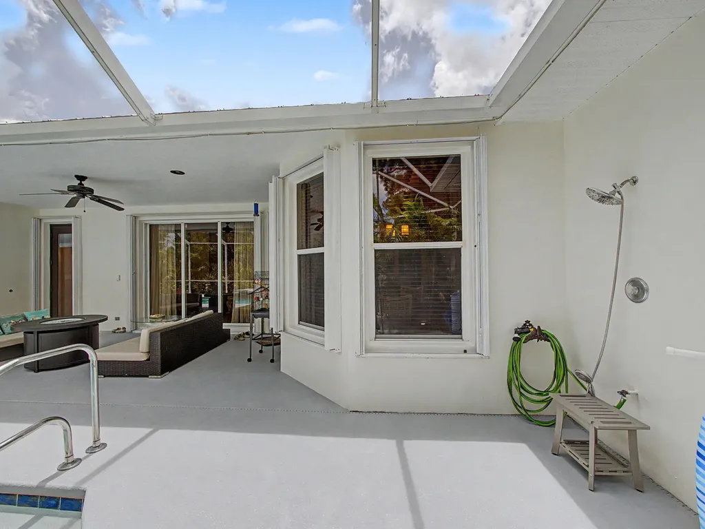 8780 SW Fishermans Wharf Drive Stuart FL 34997