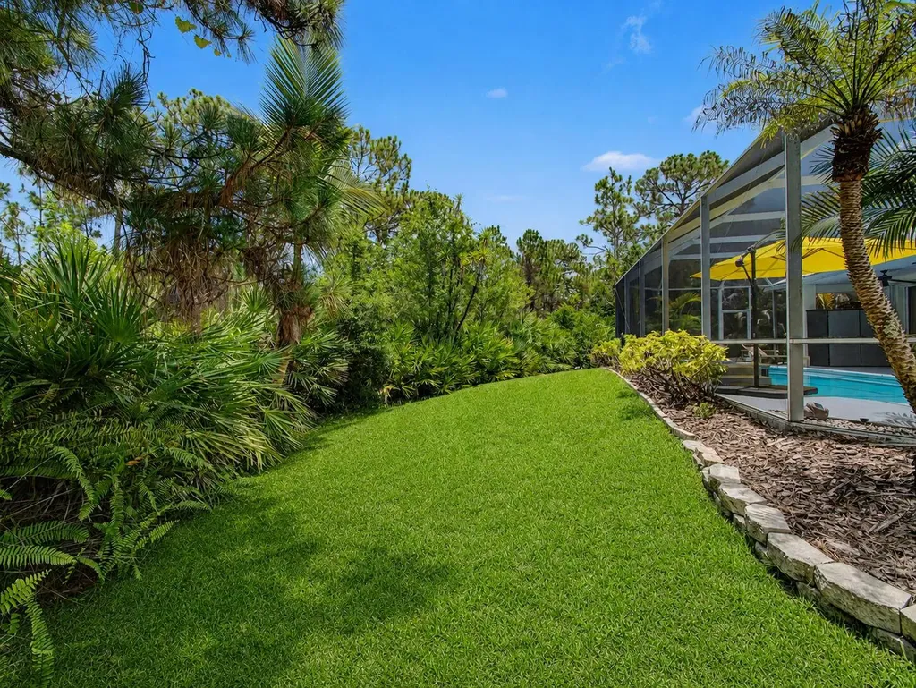 8780 SW Fishermans Wharf Drive Stuart FL 34997