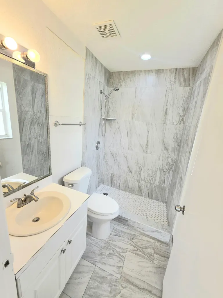 569 E Ridge Circle N Boynton Beach FL 33435