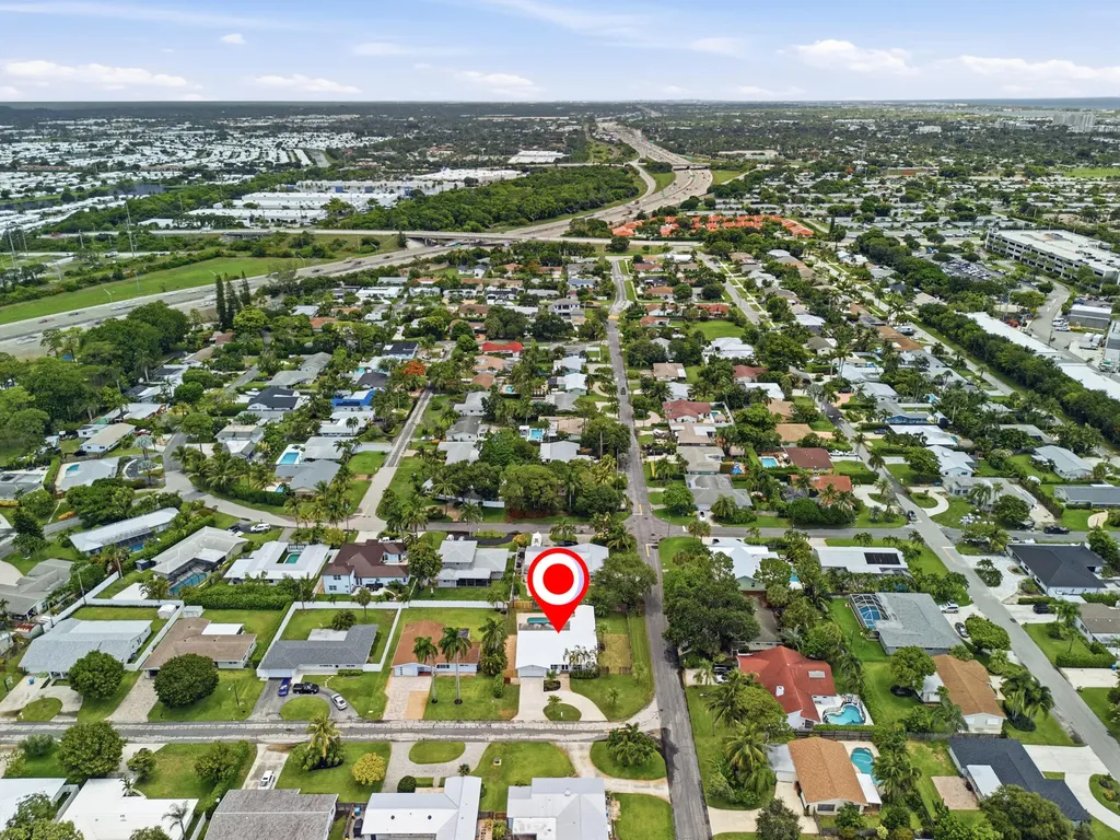 701 SW 27th Place Boynton Beach FL 33435