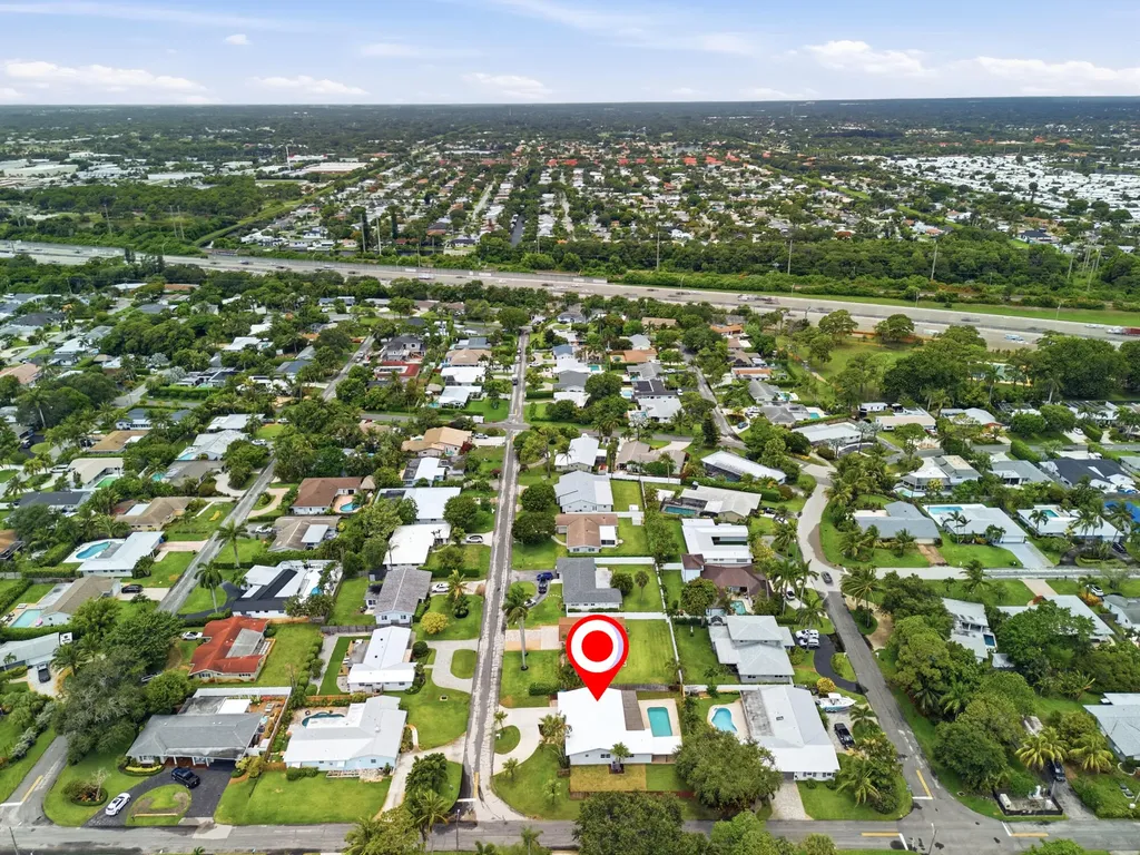 701 SW 27th Place Boynton Beach FL 33435
