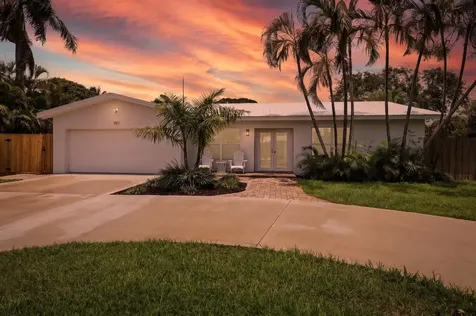 701 SW 27th Place Boynton Beach FL 33435