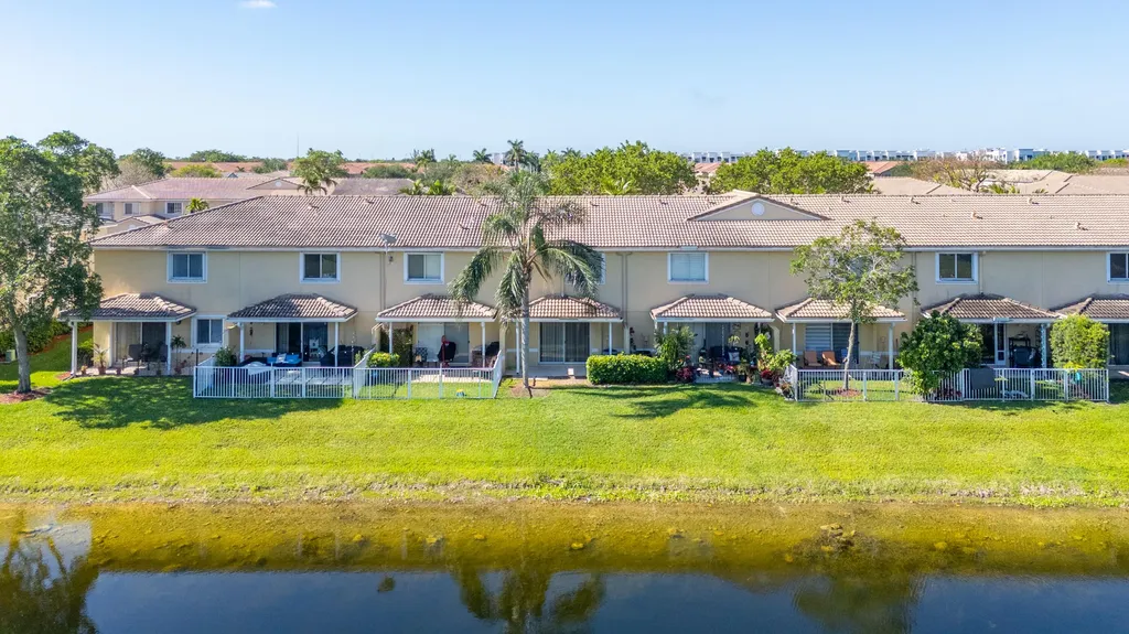 9107 Chambers Street Tamarac FL 33321