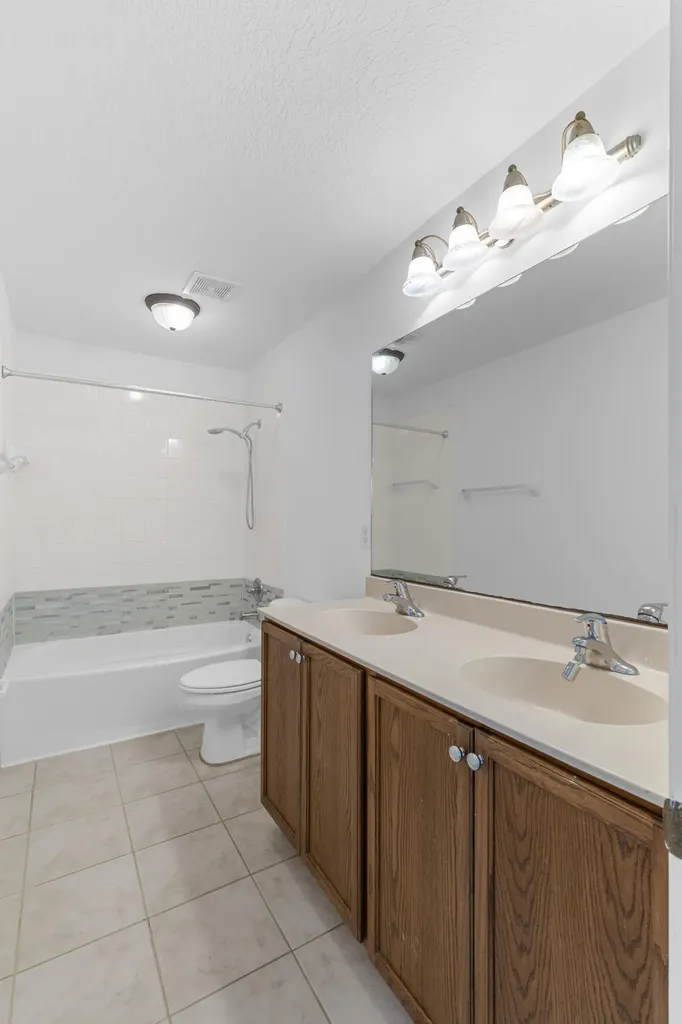 9107 Chambers Street Tamarac FL 33321