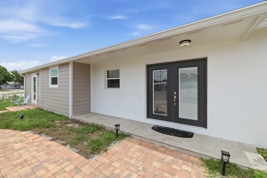 225 SE Airoso Boulevard Port St Lucie FL 34983