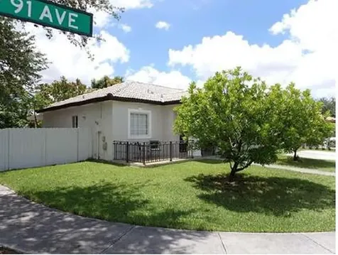 16307 NW 91st Avenue Miami Lakes FL 33018