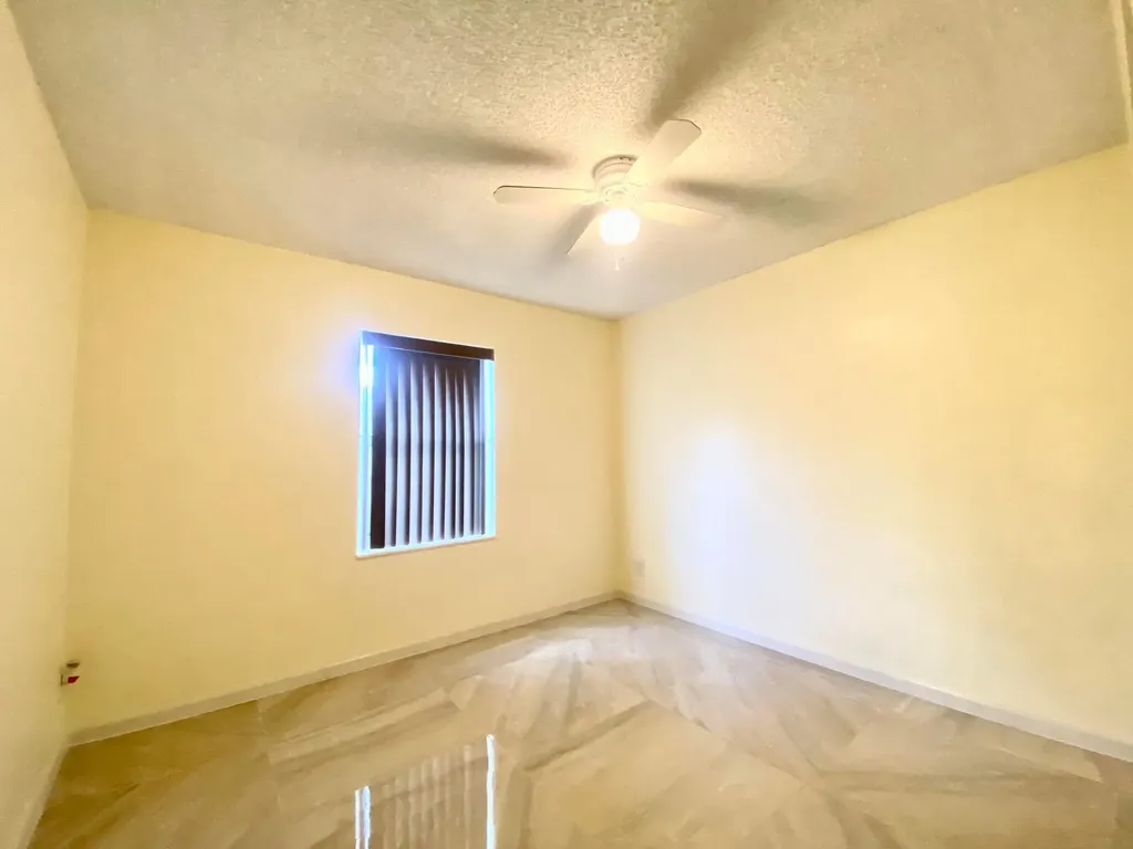 5314 Blueberry Hill Avenue Lake Worth FL 33463