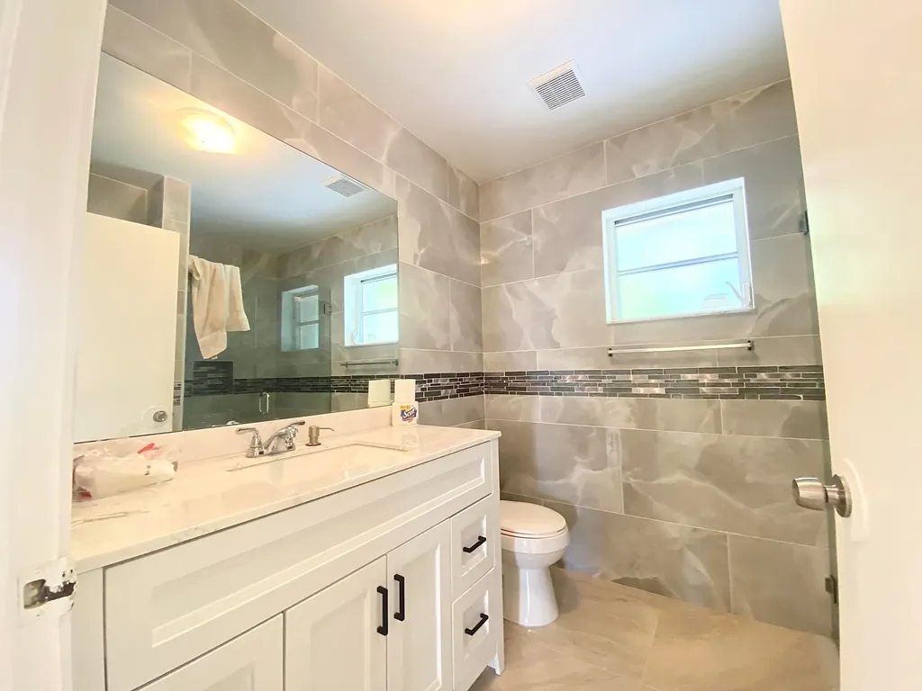 5314 Blueberry Hill Avenue Lake Worth FL 33463