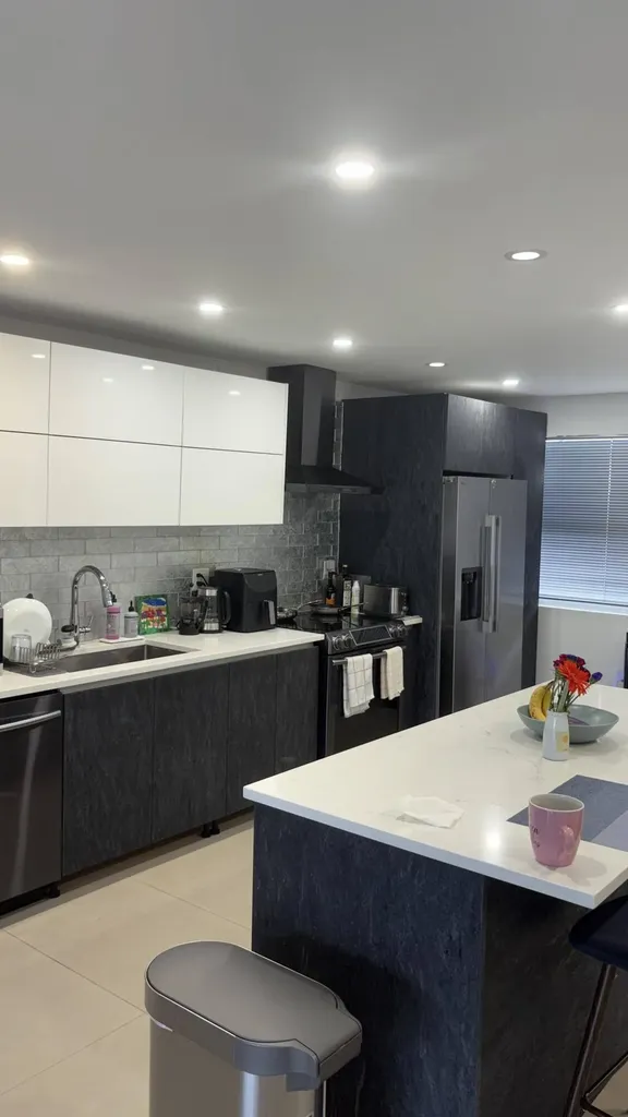 20 SE 13th Street Boca Raton FL 33432