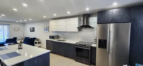 20 SE 13th Street Boca Raton FL 33432
