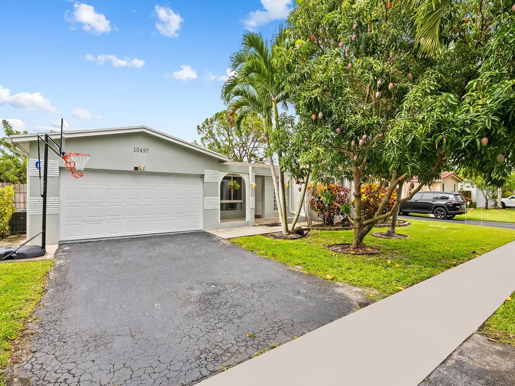 10497 NW 4th Street Fort Lauderdale FL 33071